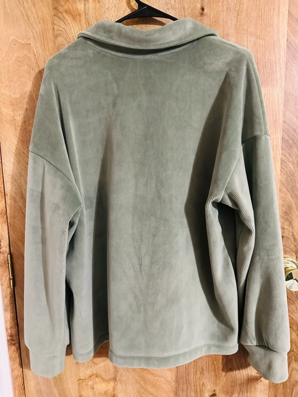 Mondetta Sage Green Pullover with V-Notch Collar - Picture 2 of 3